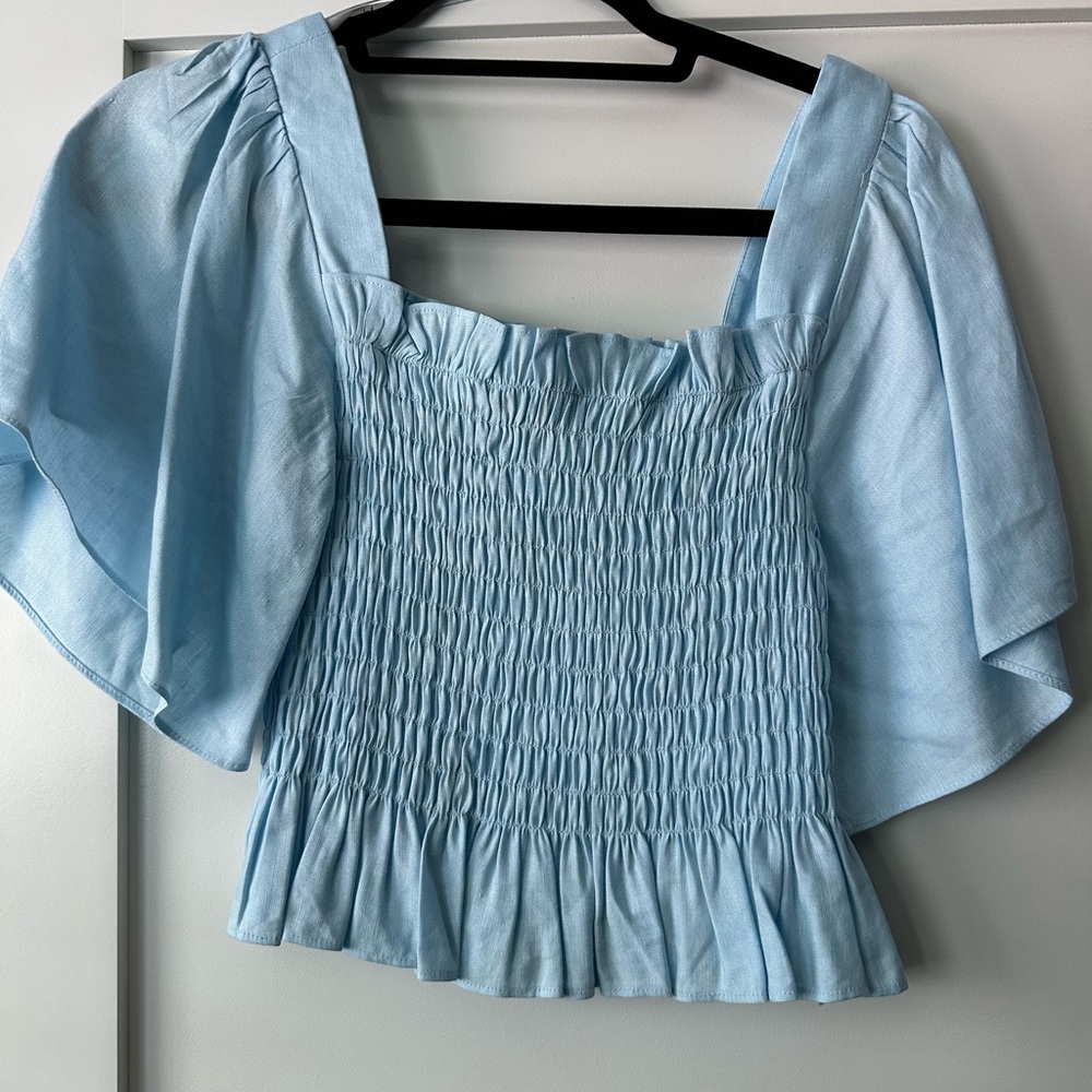 Lulu’s Flutter Sleeve Light Blue Smocked Women's Top